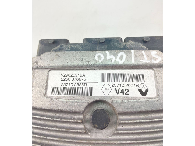 Řídící jednotka 237102885R, 237102071R   Renault Clio IV 2014