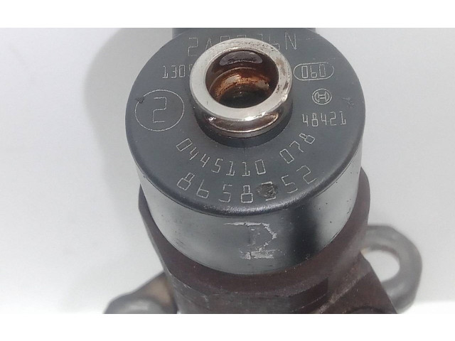 Vstřikovač 0445110078-8658352, BOSCH   Volvo XC70    D5244T 