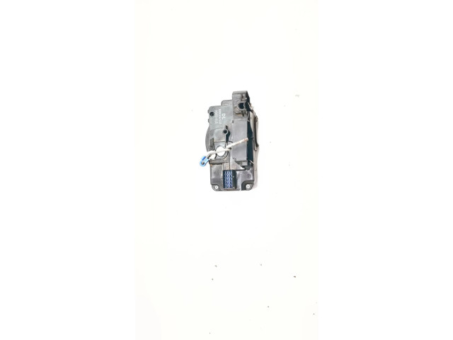 Замок багажника 8200282323, 93851810    Renault Trafic II (X83) 2002 - 2014 года
