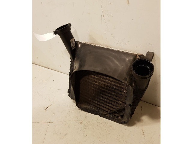 Интеркулер  7L6145803F, 7L0117339   Volkswagen Touareg II 