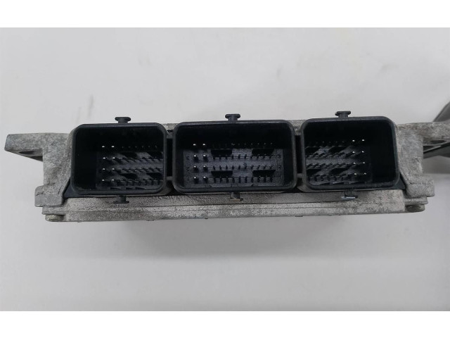 Блок управления двигателем ECU    Lancia Phedra