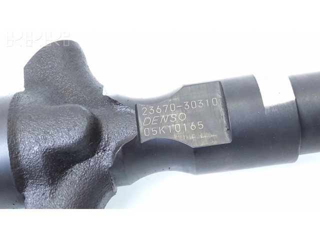 Форсунка 2367030310    Toyota Hiace (H200) для дизельного двигателя  2.5