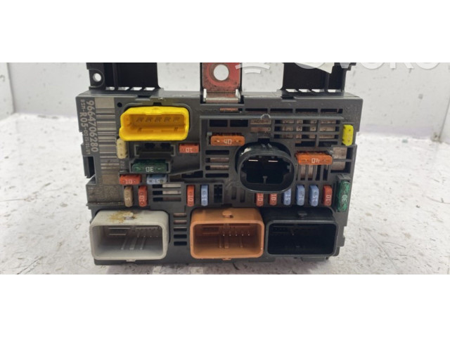 Pojistková skříňka Řídící jednotka BSM 9807028780   Peugeot 308 2009