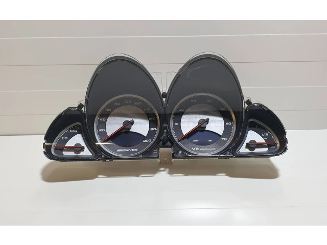 Přístrojová deska  Mercedes-Benz SL R230 2007 A2305400023, 88311325  