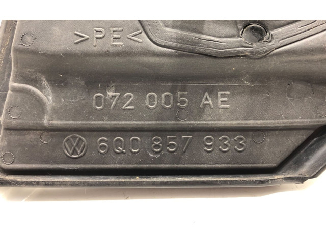 Зеркало электрическое        Volkswagen Polo IV 9N3  2005 - 2009 года   