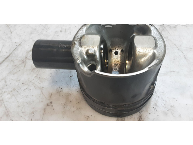 Píst 8372T, 9R2   Audi A6 S6 C7 4G     
