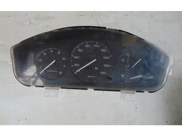 Přístrojová deska  Mazda Demio 2002   