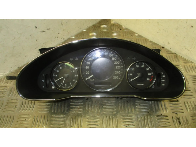 Přístrojová deska  Mercedes-Benz CLS C219 2006 A2195404411  