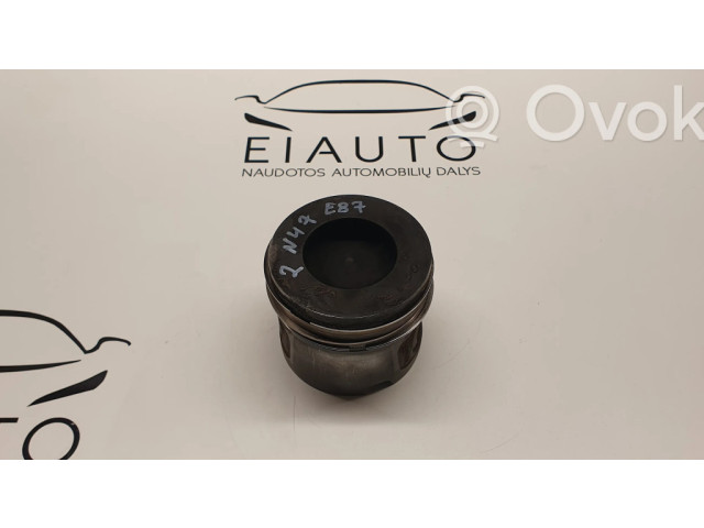 Píst 0840BB   BMW 1 E81 E87  pro naftový motor 1.8  
