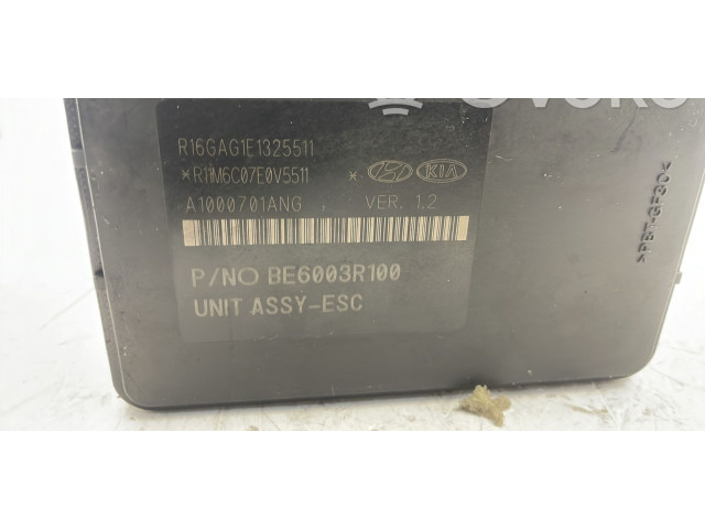 Vstřikovací lišta 58920D7100   Hyundai Tucson TL    G4FD 