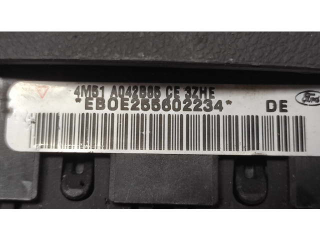 Подушка безопасности водителя 4M51A042B85CE, 4M51A042B85CE3ZHE   Ford Focus