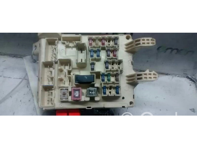 Блок предохранителей 8264112150   Toyota Corolla E110    