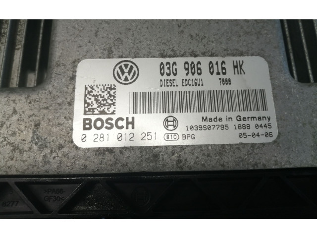 Řídící jednotka 03G906016HK, 700   Volkswagen Touran I 2005
