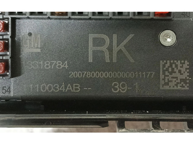 Pojistková skříňka Řídící jednotka BSM 13318784, 1110034ab   Opel Astra H 2011