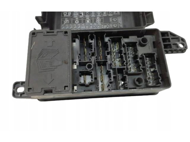 Блок предохранителей  148079008   Mini One - Cooper R50 - 53    