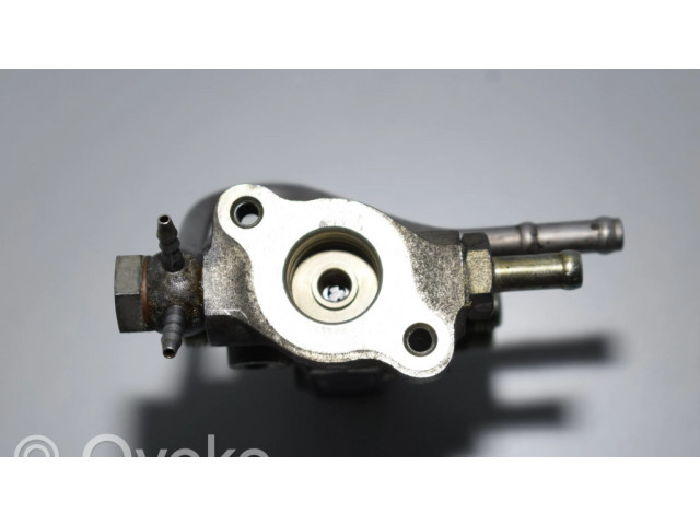 Vstřikovací lišta 2248322   BMW 7 E38  pro naftový motor 3.9 E38 740d M67 D39 (398D1) 3,9 L 1 