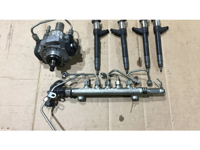 Vstřikovač 55570040, 55570022   Opel Astra J  pro naftový motor 1.6  