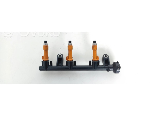 Vstřikovač PA66GF35   Subaru Justy  pro benzínový motor 1.0  