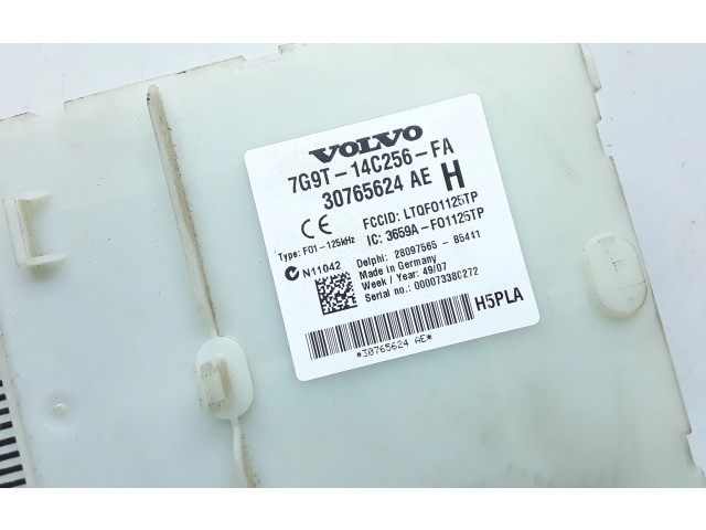   Pojistková skříňka 7G9T14C256FA, 30765624   Volvo XC70 2008