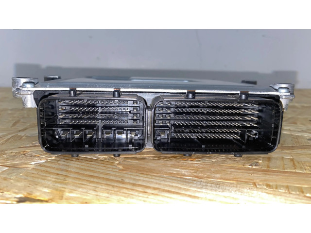 Řídící jednotka 9851418180, V29014383C313B   Peugeot 2008 II 2023
