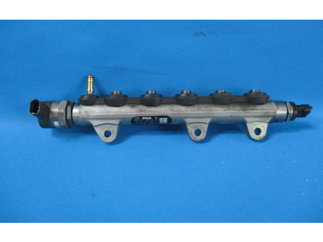 Vstřikovací lišta 8200842432, 8200718753   Nissan X-Trail T31    M9R832 