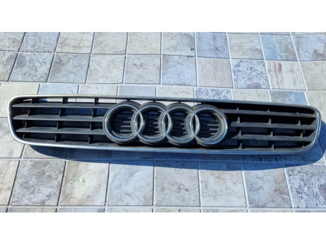 Передняя решётка Audi A3 S3 8L 1996-2003 года 8L0807683      