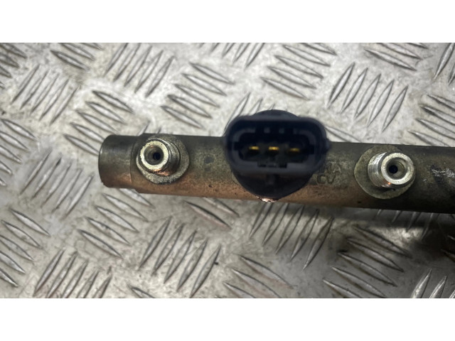 Vstřikovací lišta 7700111013, 0445214015   Renault Laguna II  pro naftový motor 2.2  