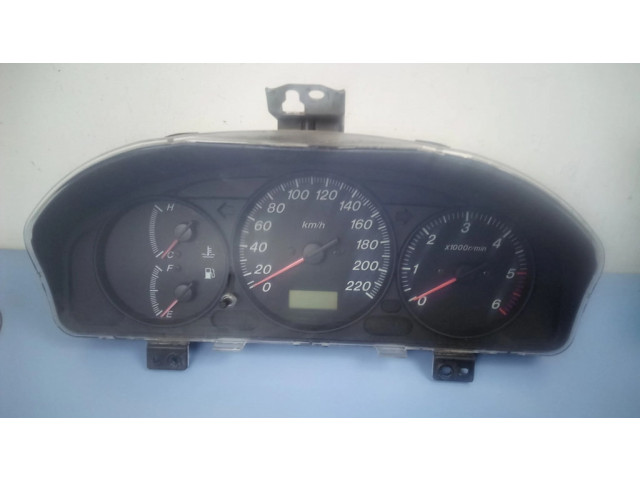 Přístrojová deska  Mazda Premacy 2000 WHCB16B  