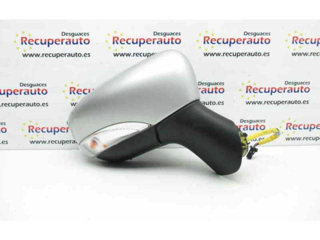 Zpětné zrcátko  Renault Captur 2014    