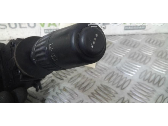 Ручка стеклоочистителей 7701036541   Renault Safrane