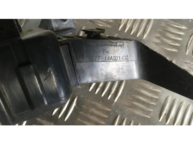 Блок предохранителей 1S7T14A073AE, 1S7T14A301CC   Ford Mondeo Mk III    