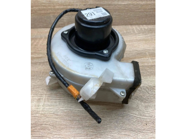 Вентилятор печки    8713047070, 1172002913   Toyota Prius (XW20)