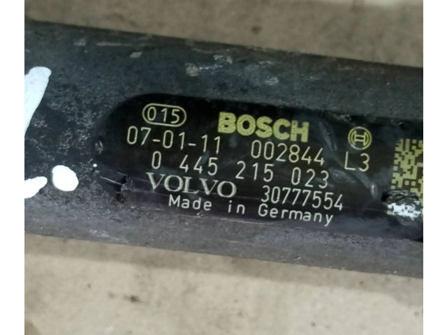 Vstřikovací lišta 30777554, 002844   Volvo S80    D5244T4 