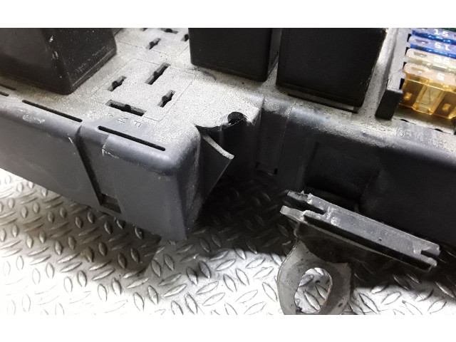   Pojistková skříňka 518322326   Volvo XC70 2004
