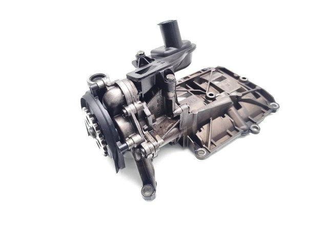 Масляный насос  N47D20A 7798014, 62440410  BMW X3 E83 