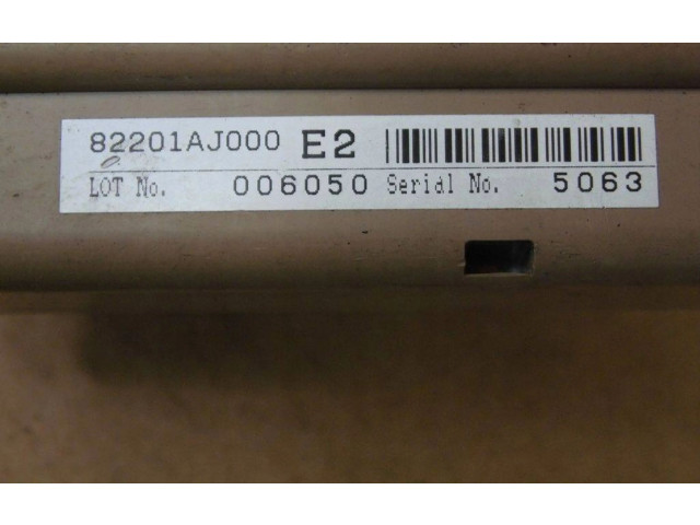   Pojistková skříňka 82201AJ000   Subaru Outback 2011