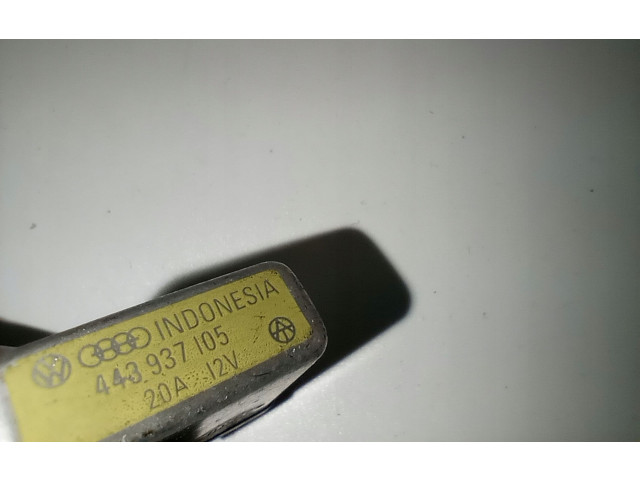   Pojistková skříňka 443937105A   Audi A6 S6 C5 4B 2001