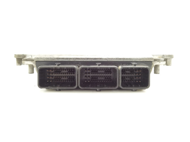 Řídící jednotka H0M8200051609, 0281010633   Renault Trafic I 2002