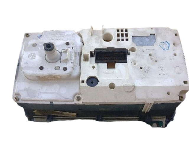 Přístrojová deska  Volkswagen Polo I 86 1989 2611180200201, 2611180200201  