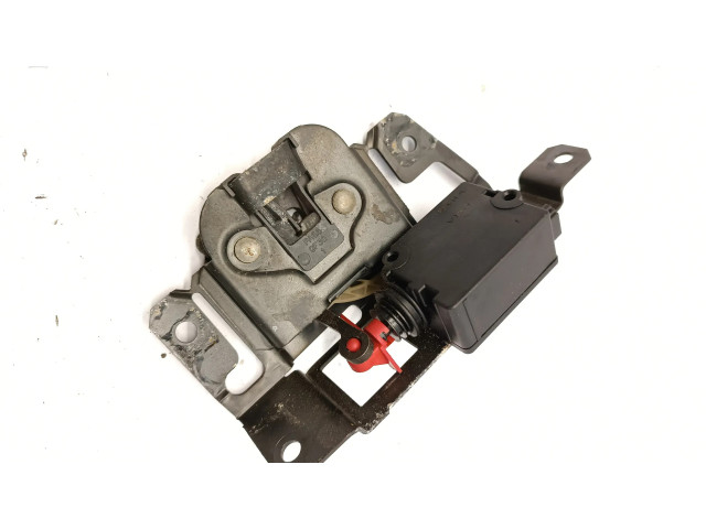 Zámek zadních dveří 51247057364   BMW 3 E46 2003