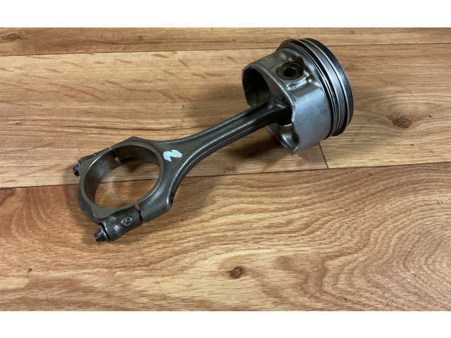  Поршень  16001  Smart ForTwo I  
