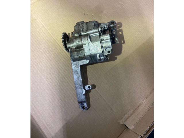Čerpadlo oleje 6421810801   Mercedes-Benz E C207 W207   642.836