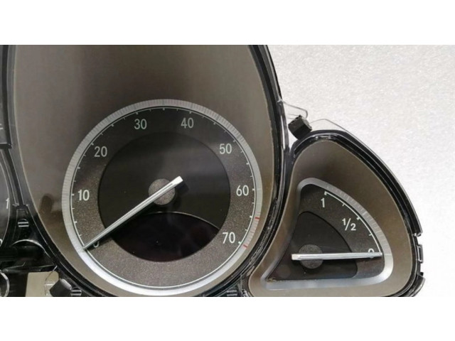 Přístrojová deska  Mercedes-Benz SL R230 2002 A2305408847  