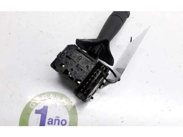 Ручка стеклоочистителей 8200792587, 901057668   Dacia Sandero