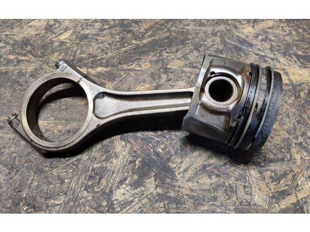  Поршень с шатуном  H268X  Citroen C6  