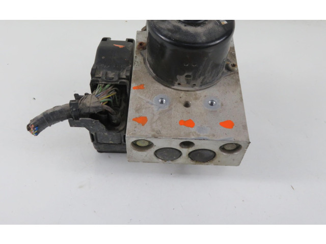 Jednotka ABS 30714952   Volvo V70 2005