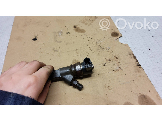 Форсунка 0445110059    Chrysler Voyager для дизельного двигателя  2.8