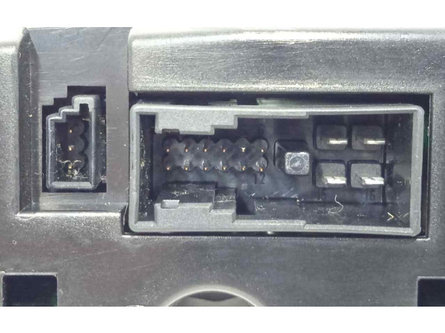 Блок управления климат-контролем 2118300685   Mercedes-Benz E W211