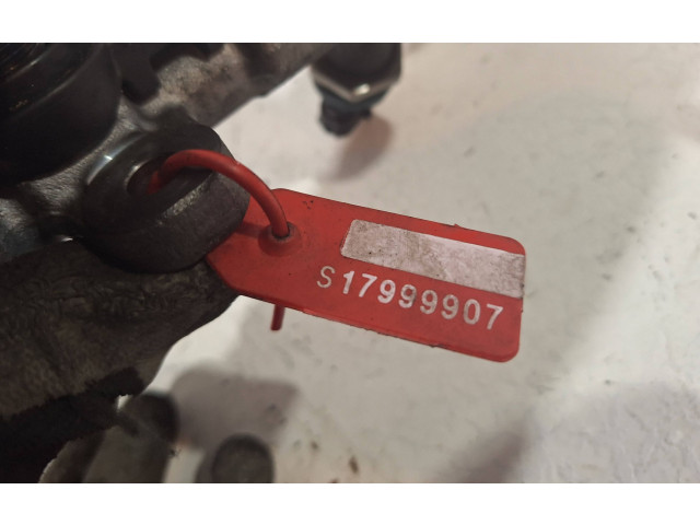 Топливная рампа 0445214258   Renault Trafic II (X83)  