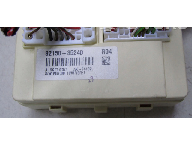   Pojistková skříňka 8215035240   SsangYong Tivoli 2015